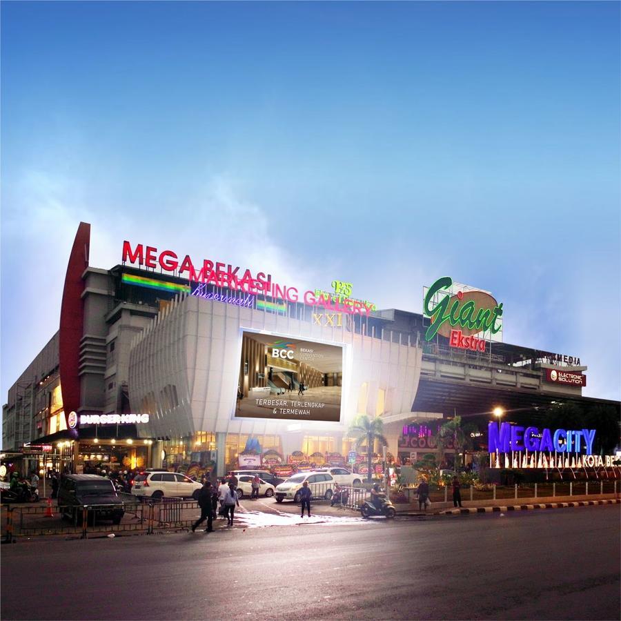 Hotel Santika Mega City Bekasi Exterior foto