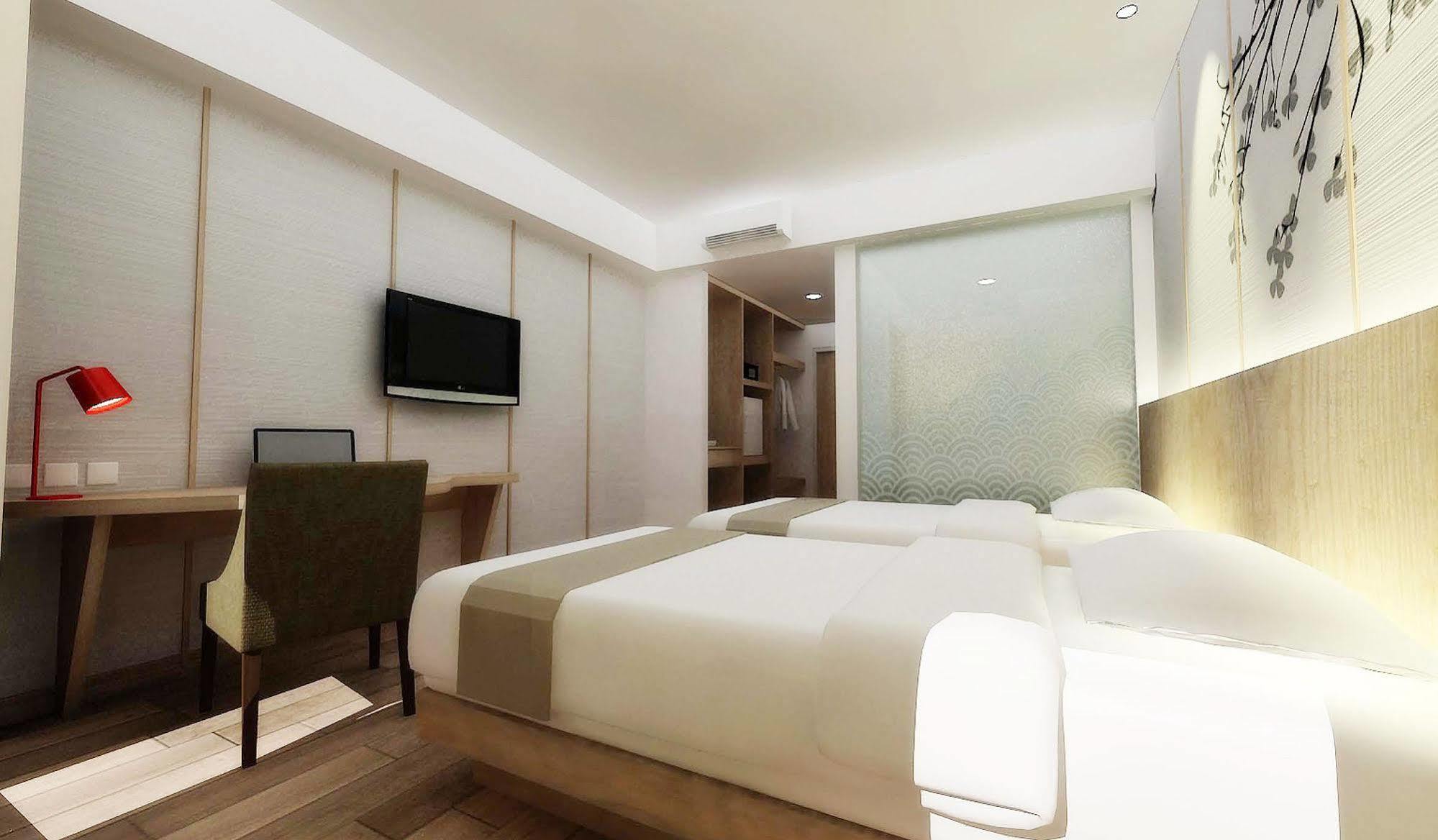 Hotel Santika Mega City Bekasi Exterior foto