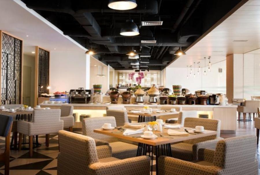 Hotel Santika Mega City Bekasi Exterior foto
